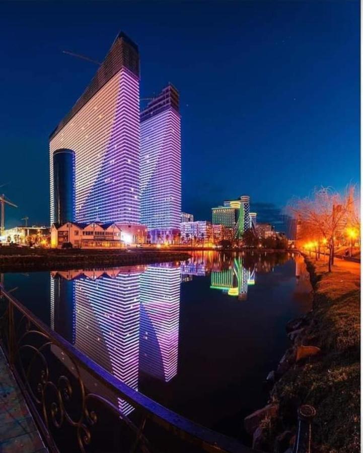 Luxury Sea View Orbi City Batumi Kültér fotó