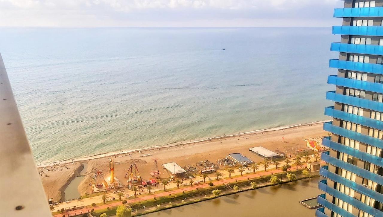 Luxury Sea View Orbi City Batumi Kültér fotó