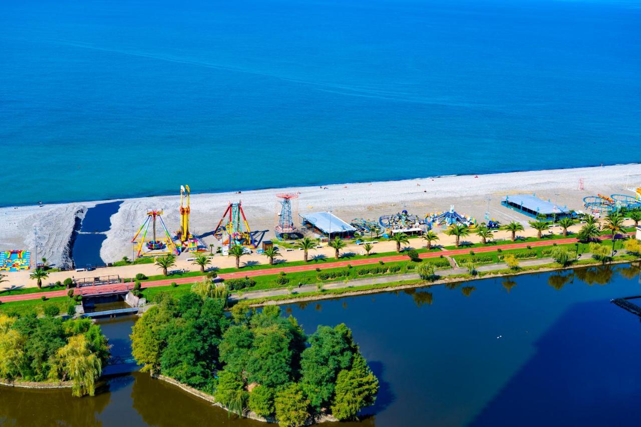 Luxury Sea View Orbi City Batumi Kültér fotó