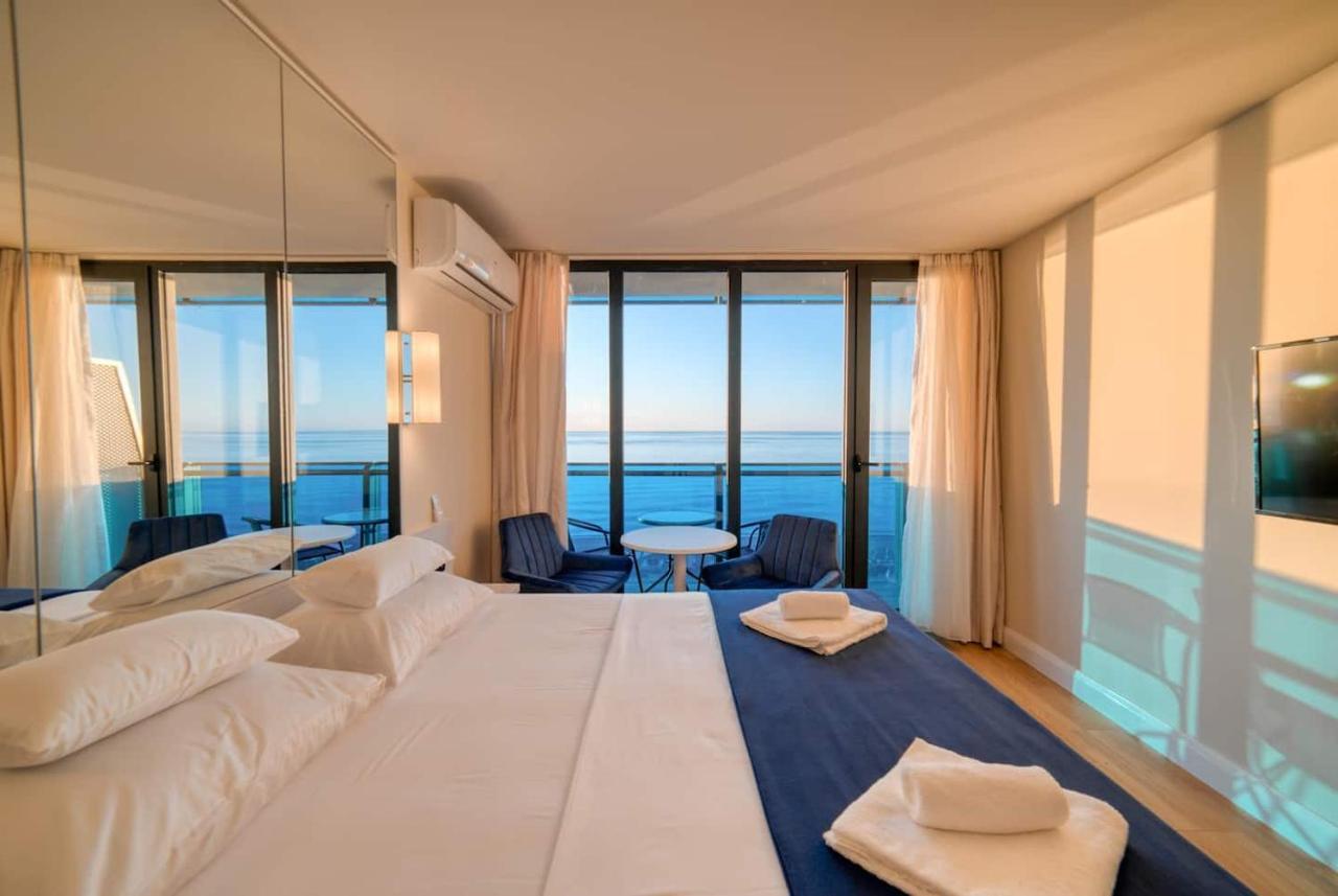Luxury Sea View Orbi City Batumi Kültér fotó