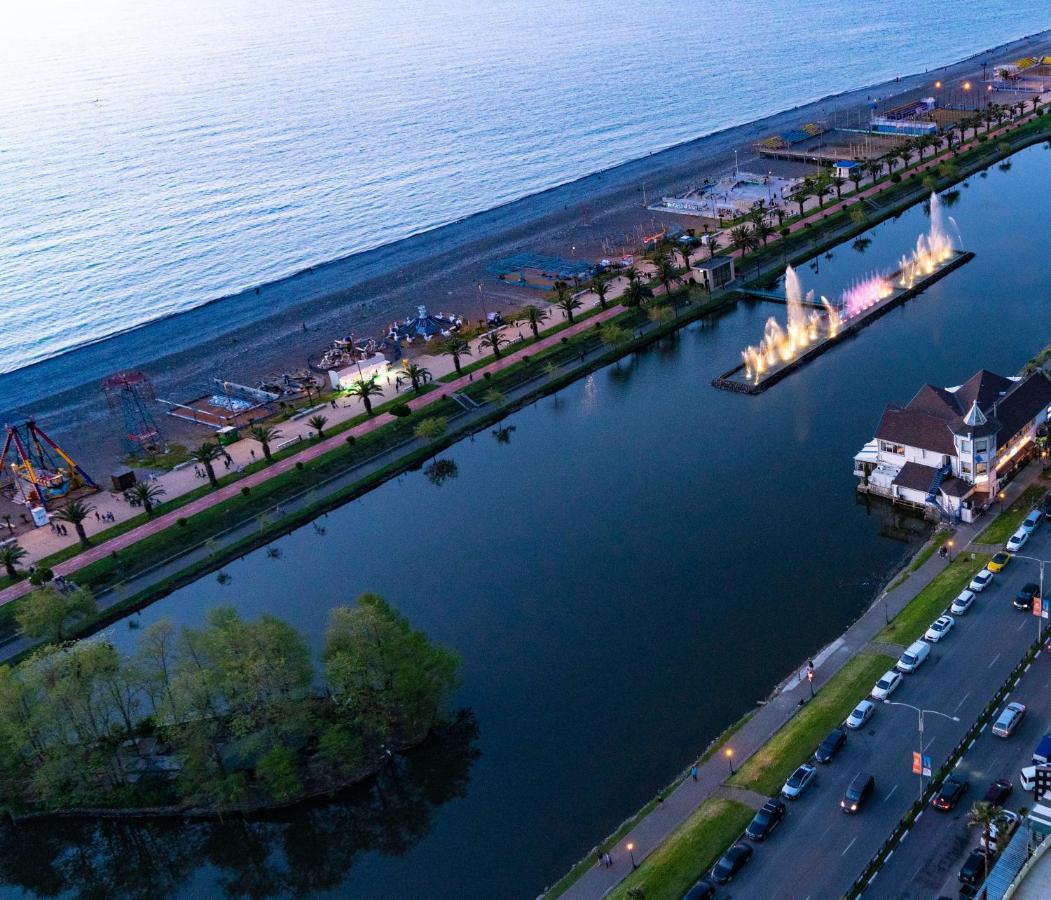 Luxury Sea View Orbi City Batumi Kültér fotó