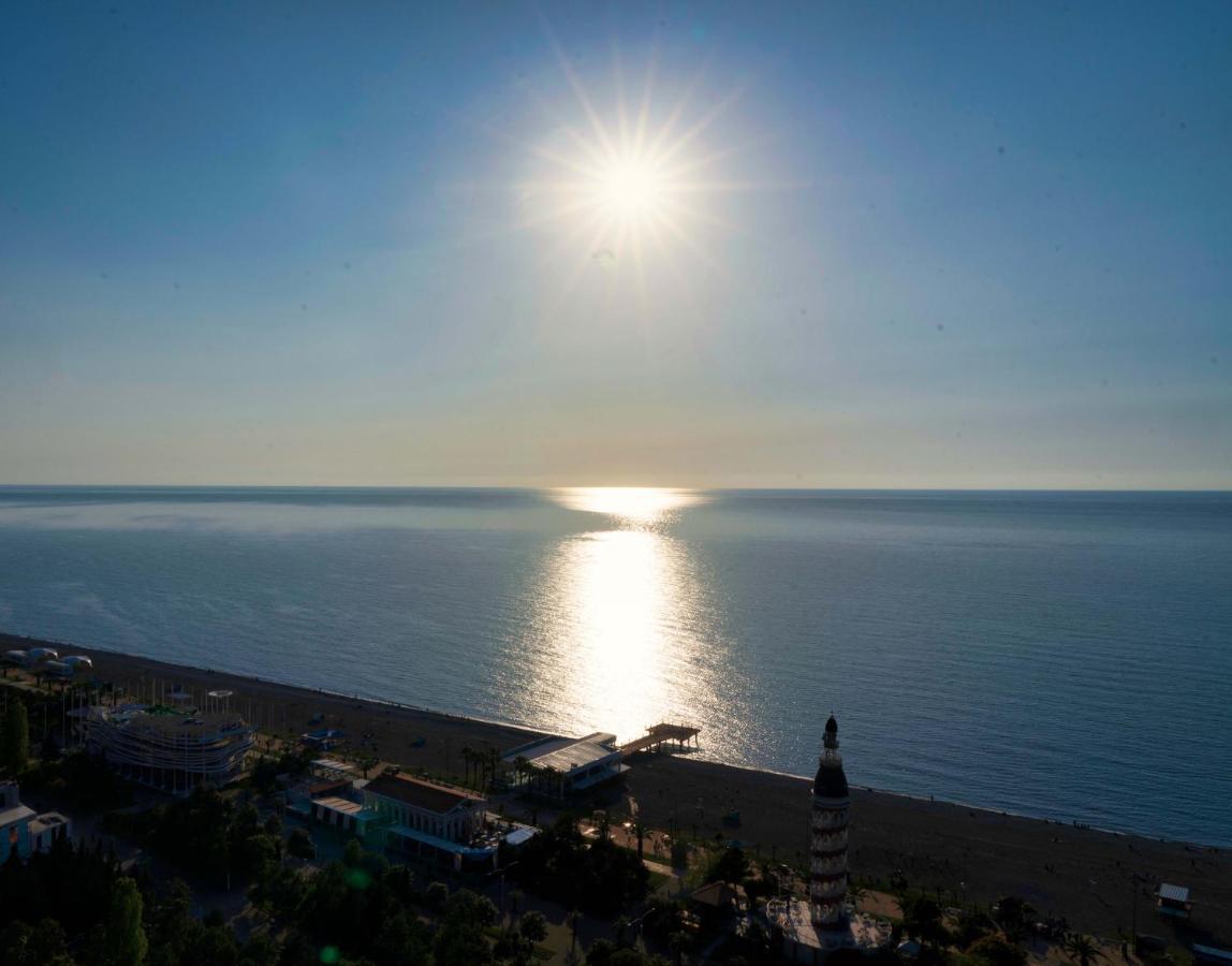 Luxury Sea View Orbi City Batumi Kültér fotó
